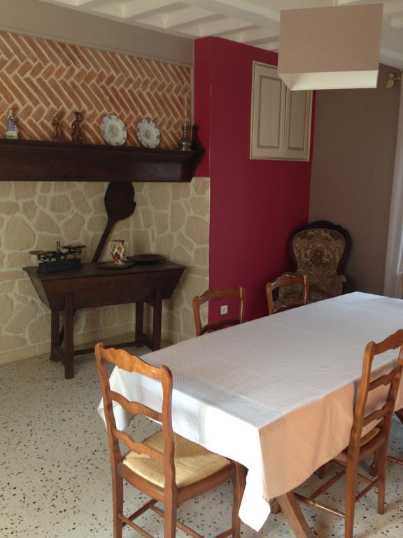 Au Repos Du Roi Bed & Breakfast Maisoncelle Exterior foto