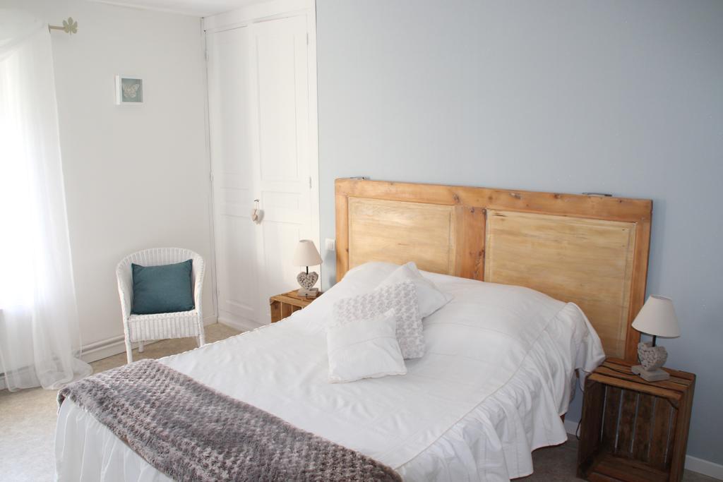 Au Repos Du Roi Bed & Breakfast Maisoncelle Exterior foto